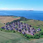 Feriehus Meerestraum Ruegen - Erste Reihe, Panorama-meerblick & Kamin, Hund Willkommen, Ruhige Lage, 150 M Zur Ostsee *